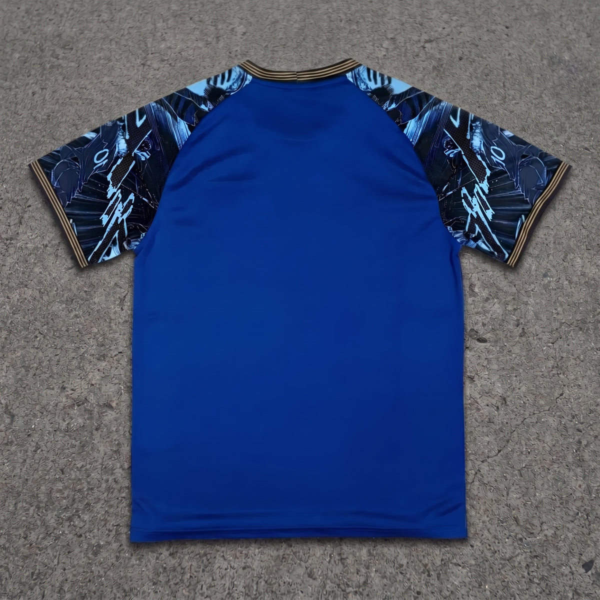 Camiseta del Último Delantero